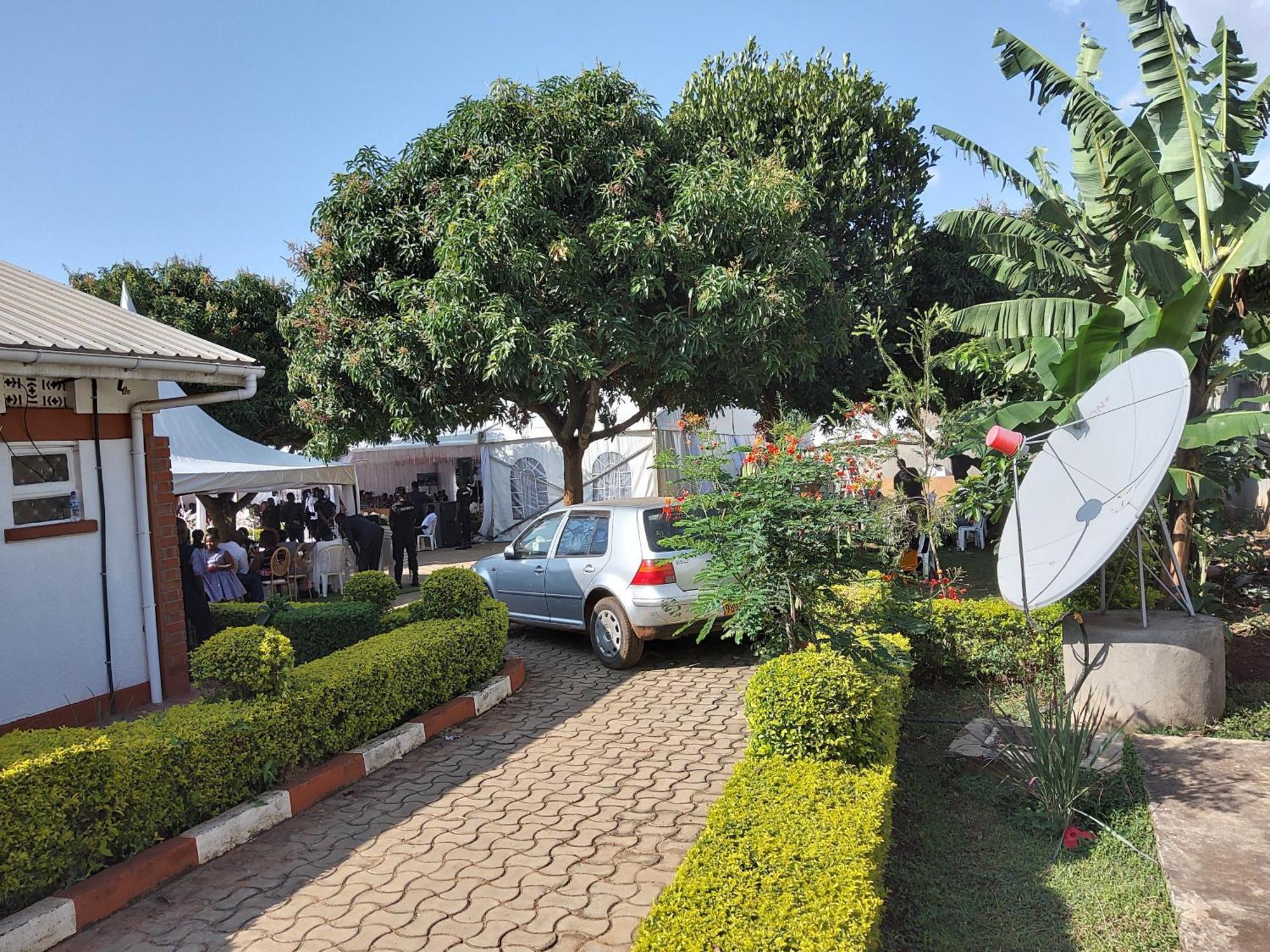 Lucia Villas Mbale Экстерьер фото