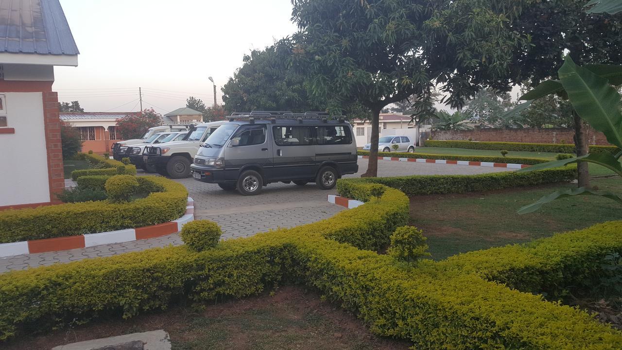 Lucia Villas Mbale Экстерьер фото
