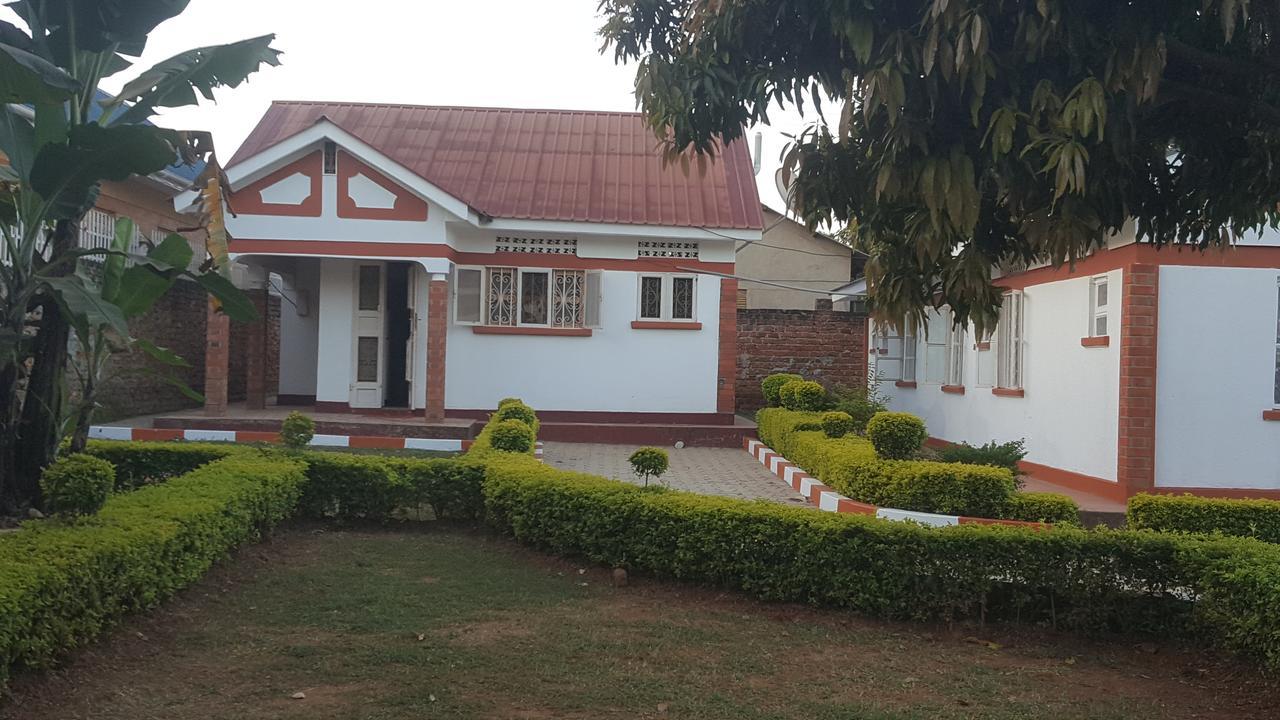 Lucia Villas Mbale Экстерьер фото